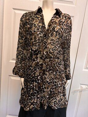 Chico’s 100% Silk Animal Sheer Print Blouse Size 2 Brown Black Button Front Top